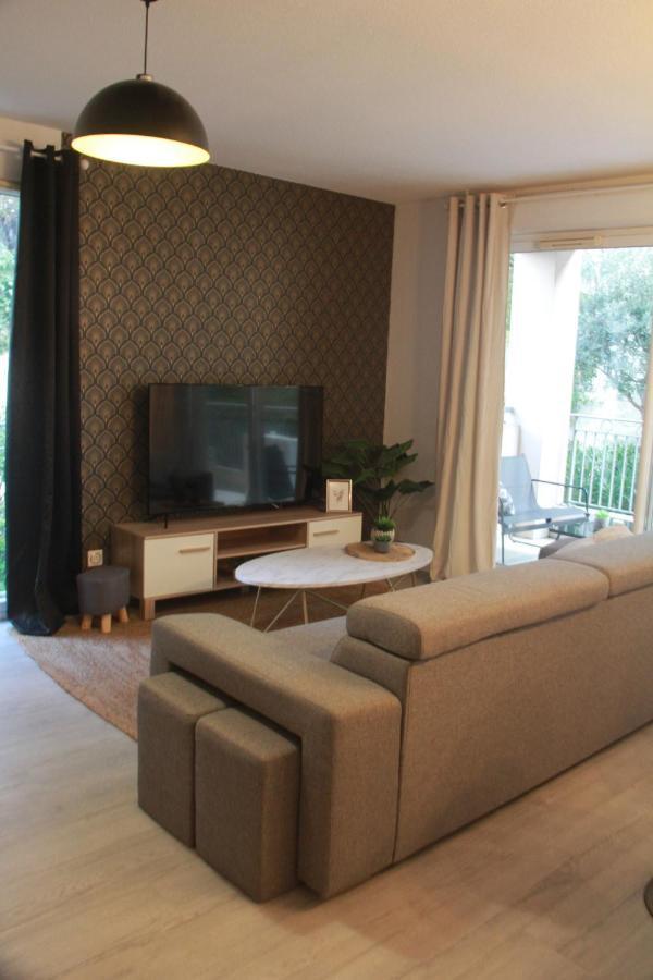La Villa Ondine - Spacieux Appartement Sur Les Collines Nicoises - Piscine - 2 Parkings - Clim - Wifi นีซ ภายนอก รูปภาพ