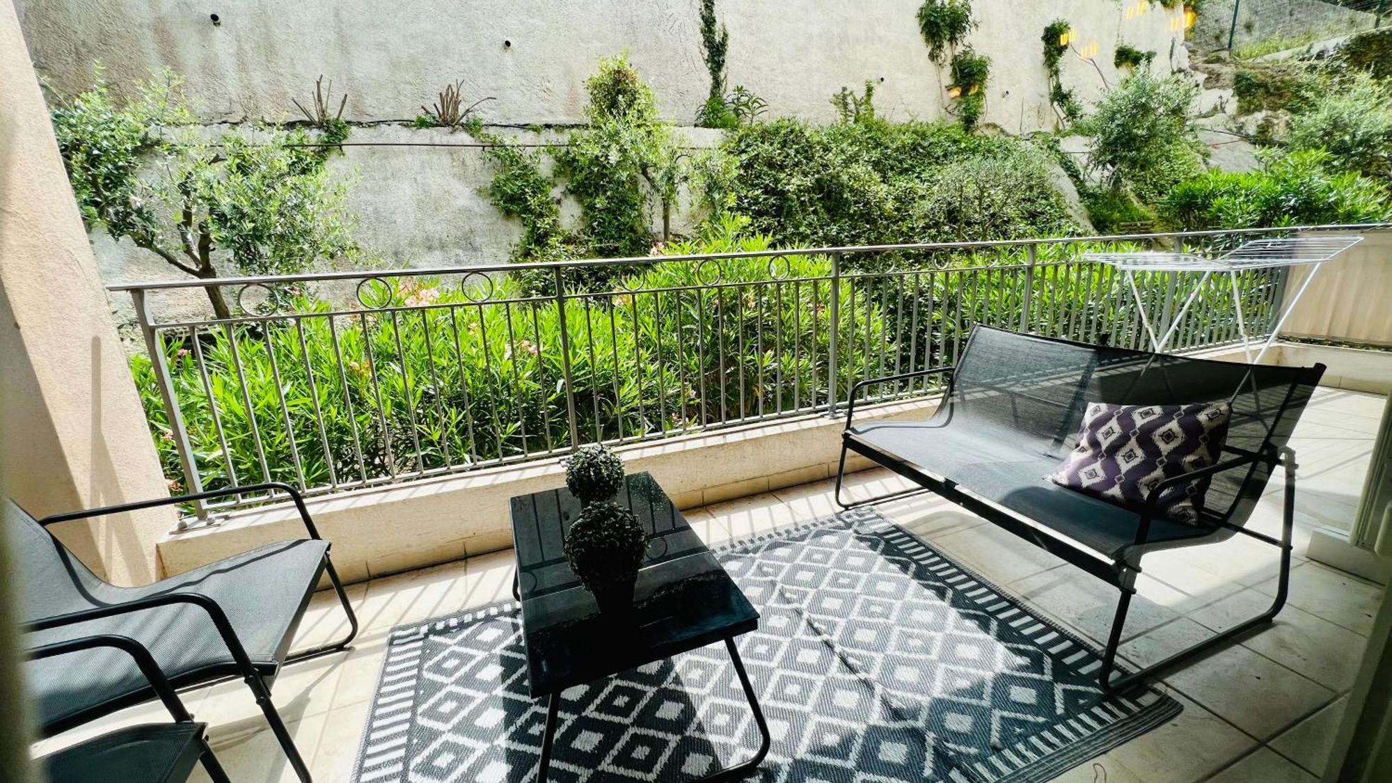 La Villa Ondine - Spacieux Appartement Sur Les Collines Nicoises - Piscine - 2 Parkings - Clim - Wifi นีซ ภายนอก รูปภาพ